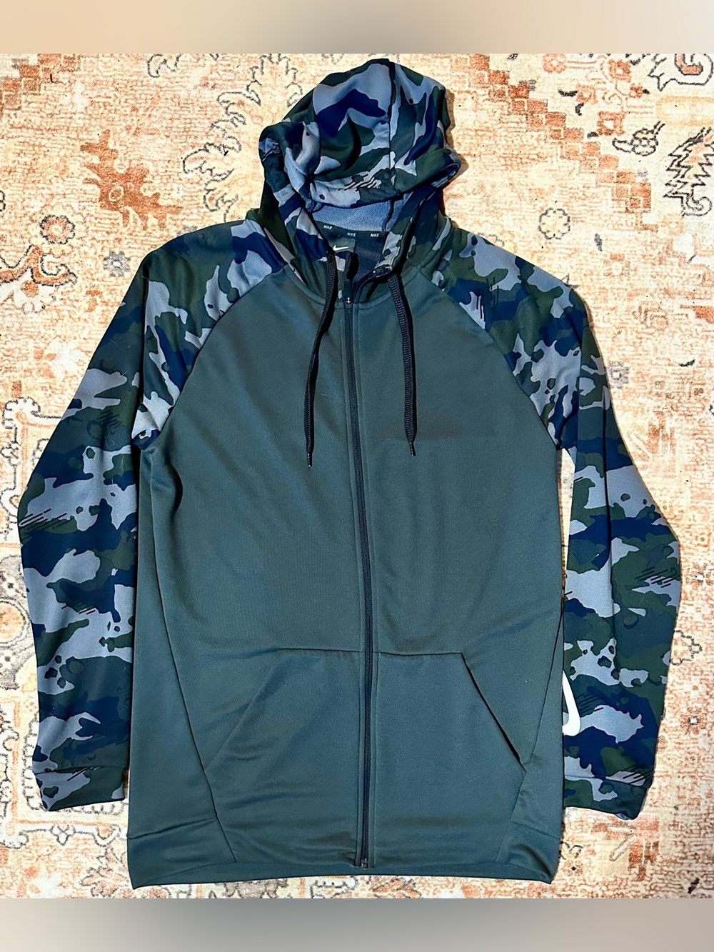 Men's Nike Camo Sleeve Full-Zip Hoodie - Large TALL